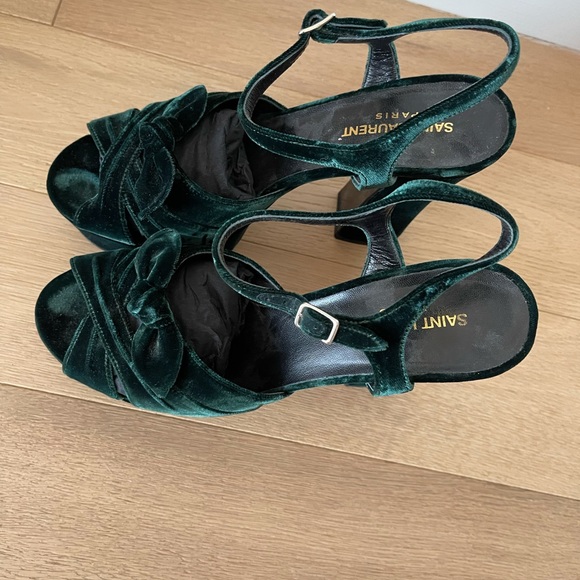 SAINT LAURENT Crushed Velvet Farrah Platform - Picture 9 of 9